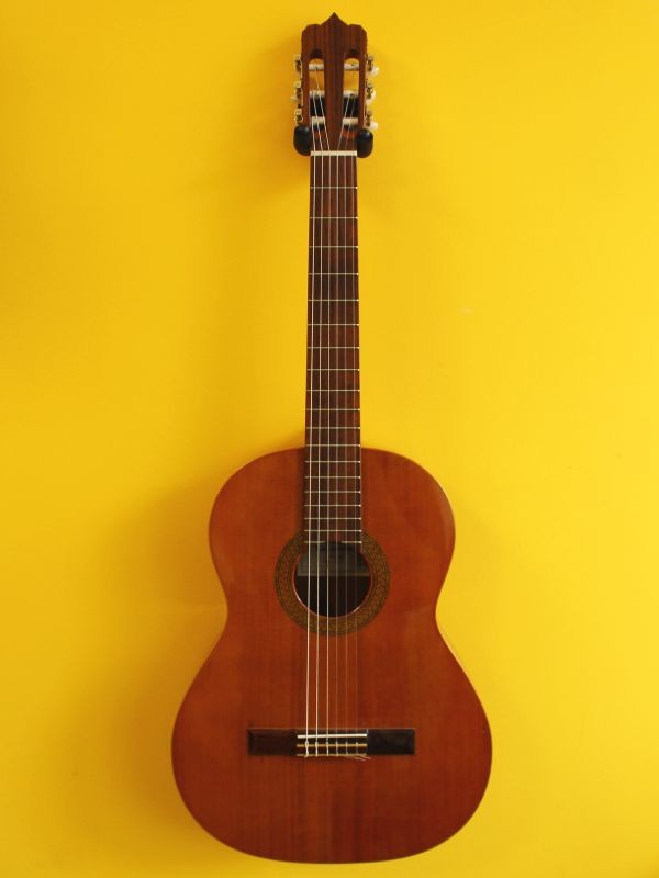 Hohner Leyanda Artiste LA-12 Classical Guitar
